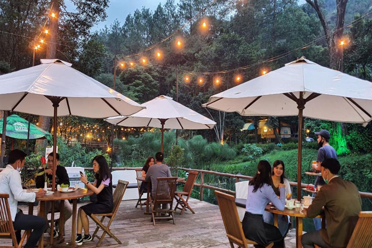 Safari Resort Puncak Εξωτερικό φωτογραφία